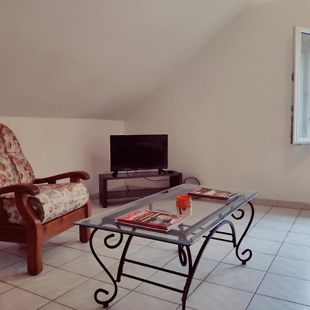 Apartmán Au Bord Du Foron Scionzier Exteriér fotografie